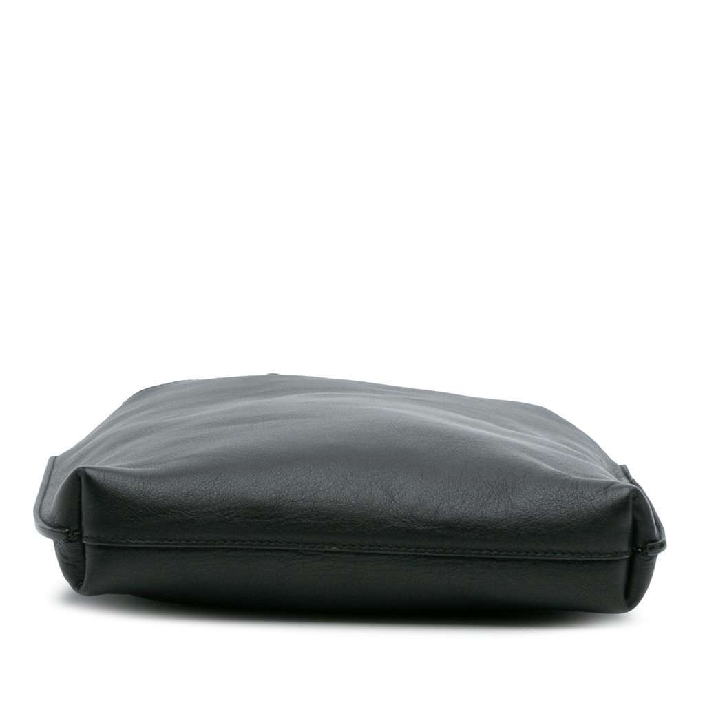 Saint Laurent Small Calfskin Suzanne Hobo Black Leather Good condition - Inside View