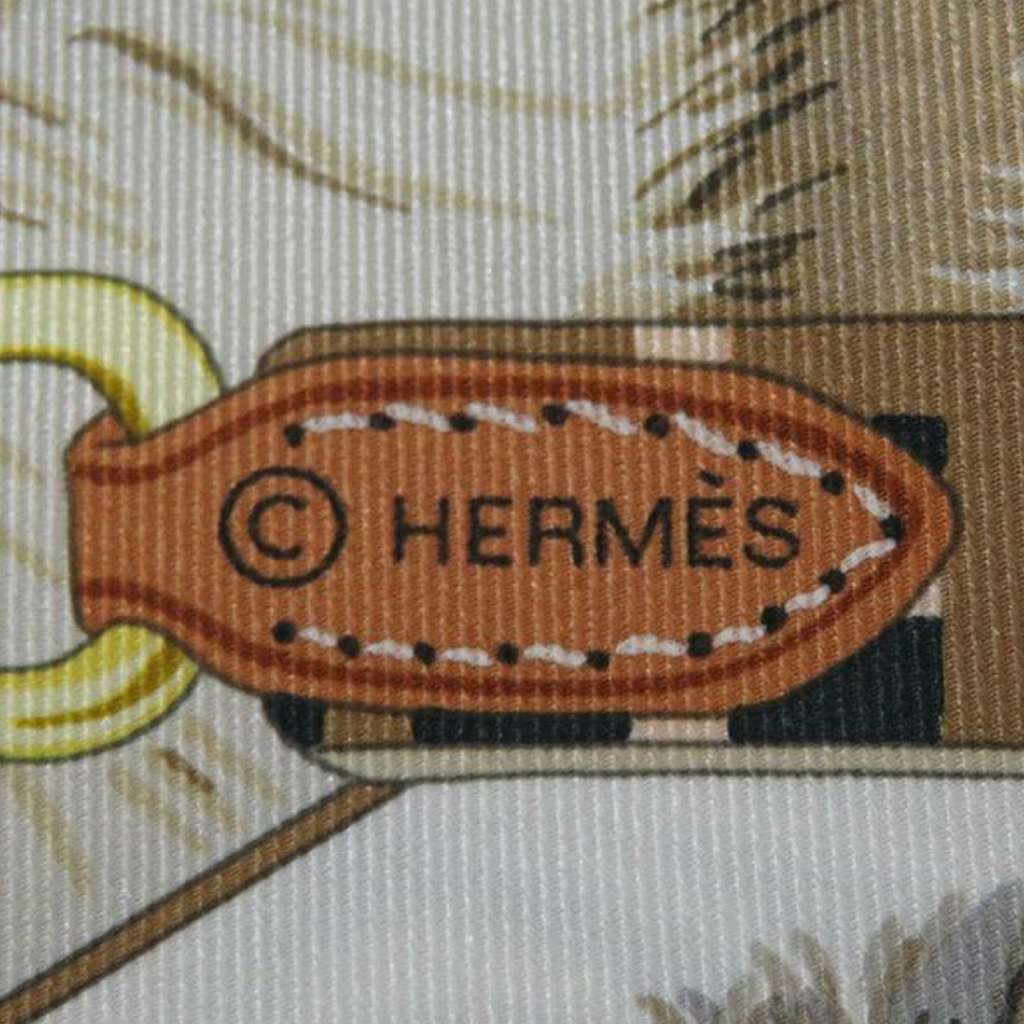 Hermès Jour de Casting Silk Scarf White Silk Good condition - Back View