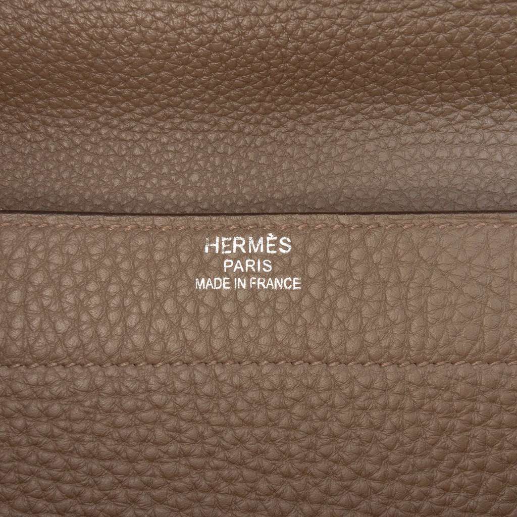 Hermès Togo Sac a Depeches 41 Brown Leather Good condition - Box View