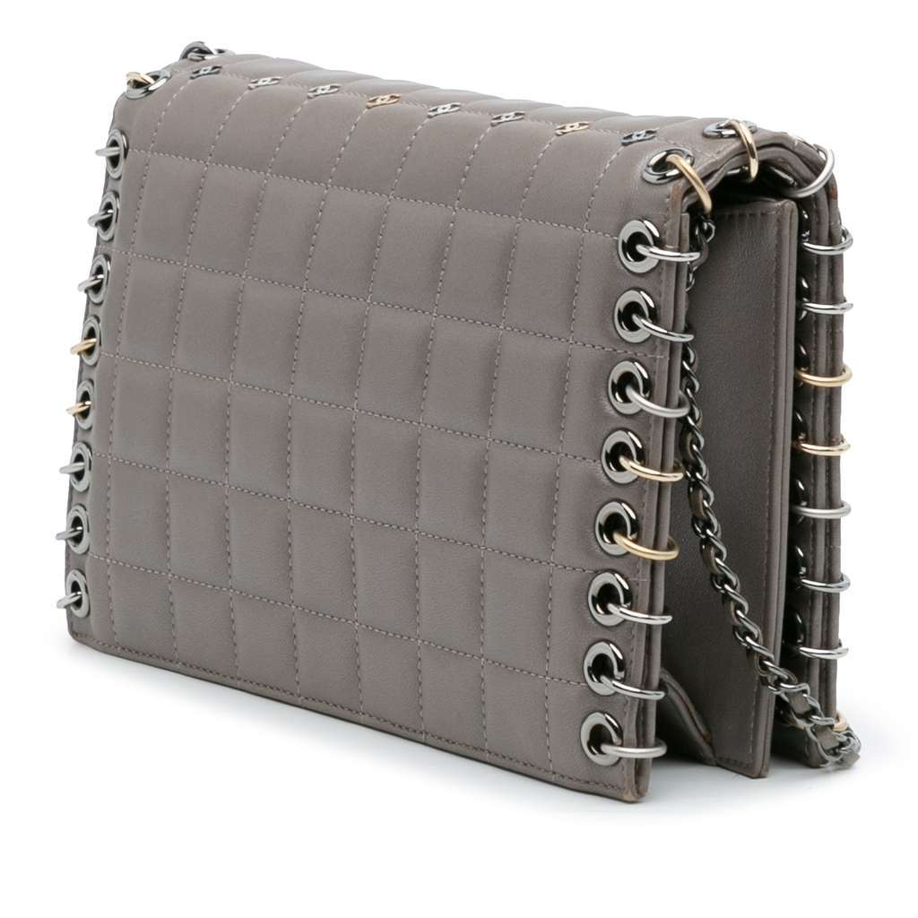 Chanel Small Lambskin Chocolate Bar CC Piercing Studded Chain Flap Grey Leather Very good condition - Back View