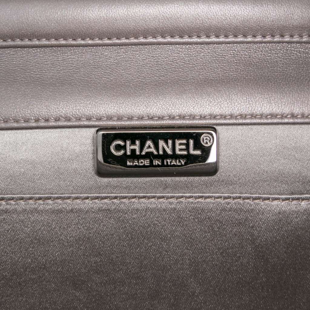 Chanel Small Lambskin Chocolate Bar CC Piercing Studded Chain Flap Grey Leather Very good condition - Box View