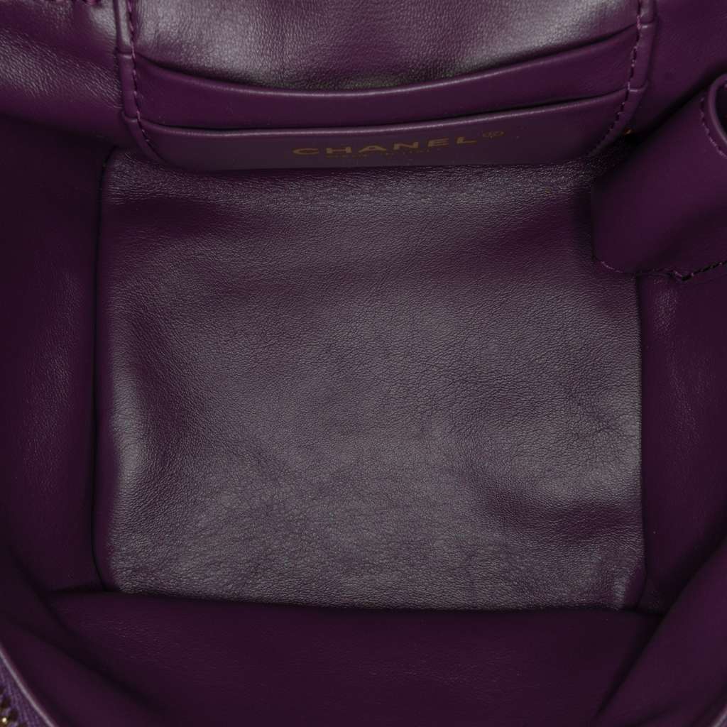 Chanel Small Quilted Shearling Vanity Case Purple Very good - Box View