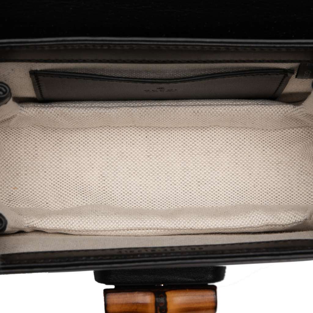 Gucci Mini Leather Bamboo 1947 Belt Bag Black Leather Very good condition - Model View