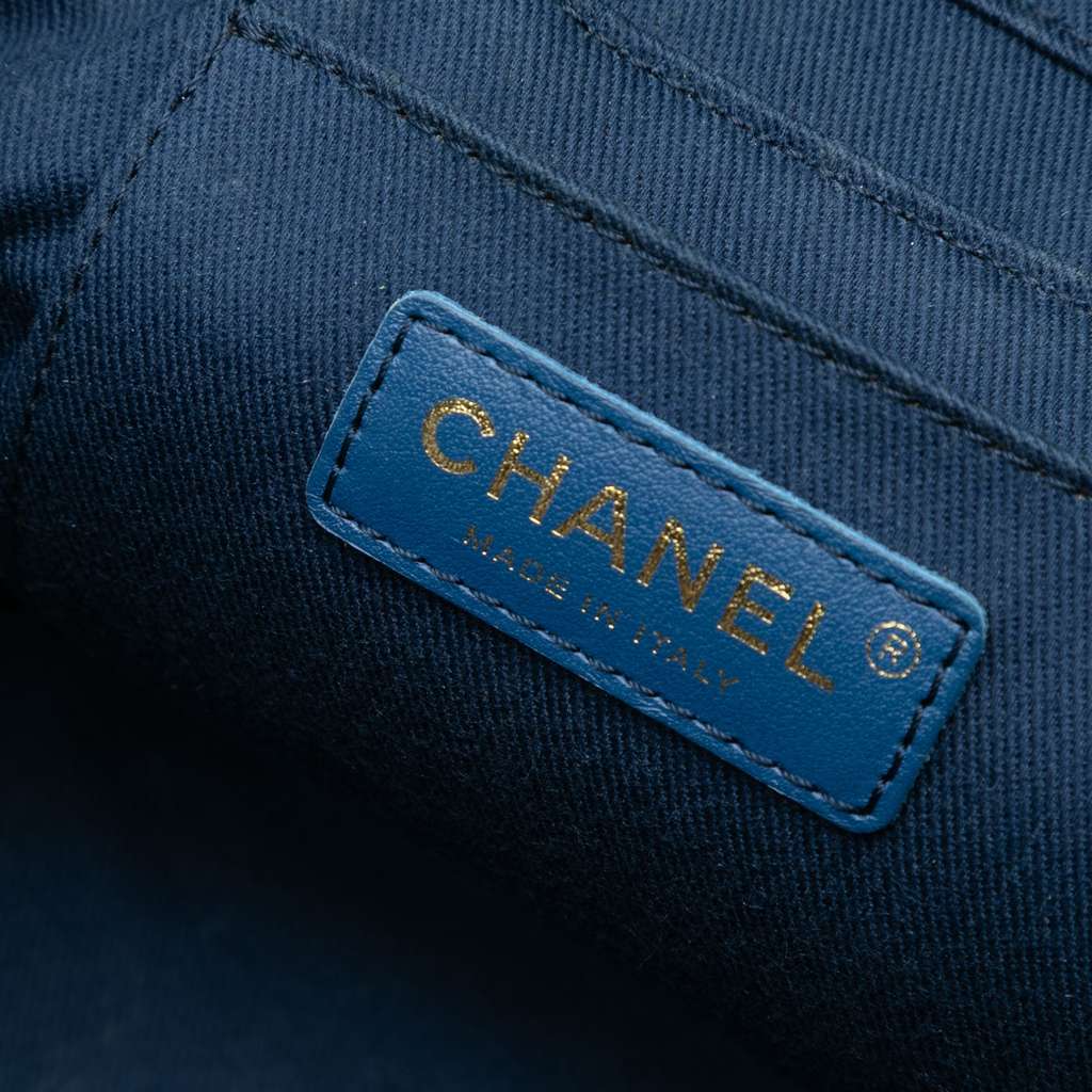 Chanel CC Quilted Denim Trip Vanity Case with Chain Blue Denim Very good - Box View