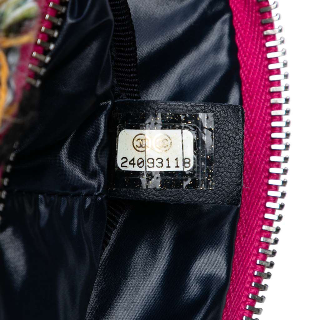 Chanel Tweed and Stitched Calfskin Gabrielle Waist Bag Pink Tweed Good - Box View