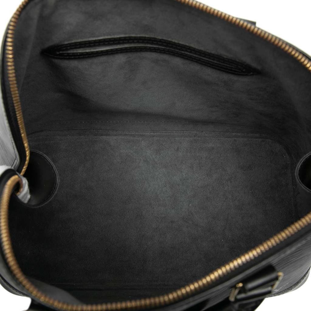 Louis Vuitton Epi Alma PM Black Leather Very good - Model View
