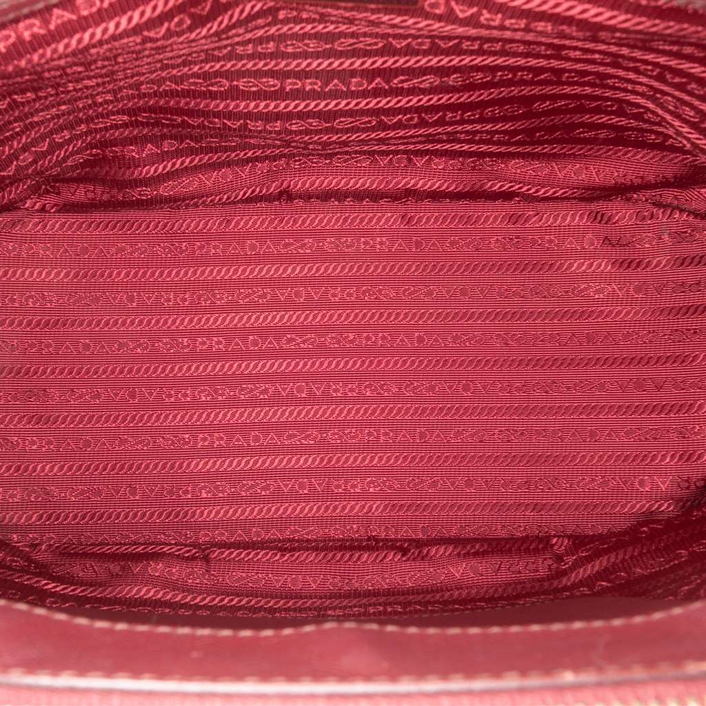 Prada Medium Saffiano Lux Galleria Double Zip Satchel Red Leather Good - Model View