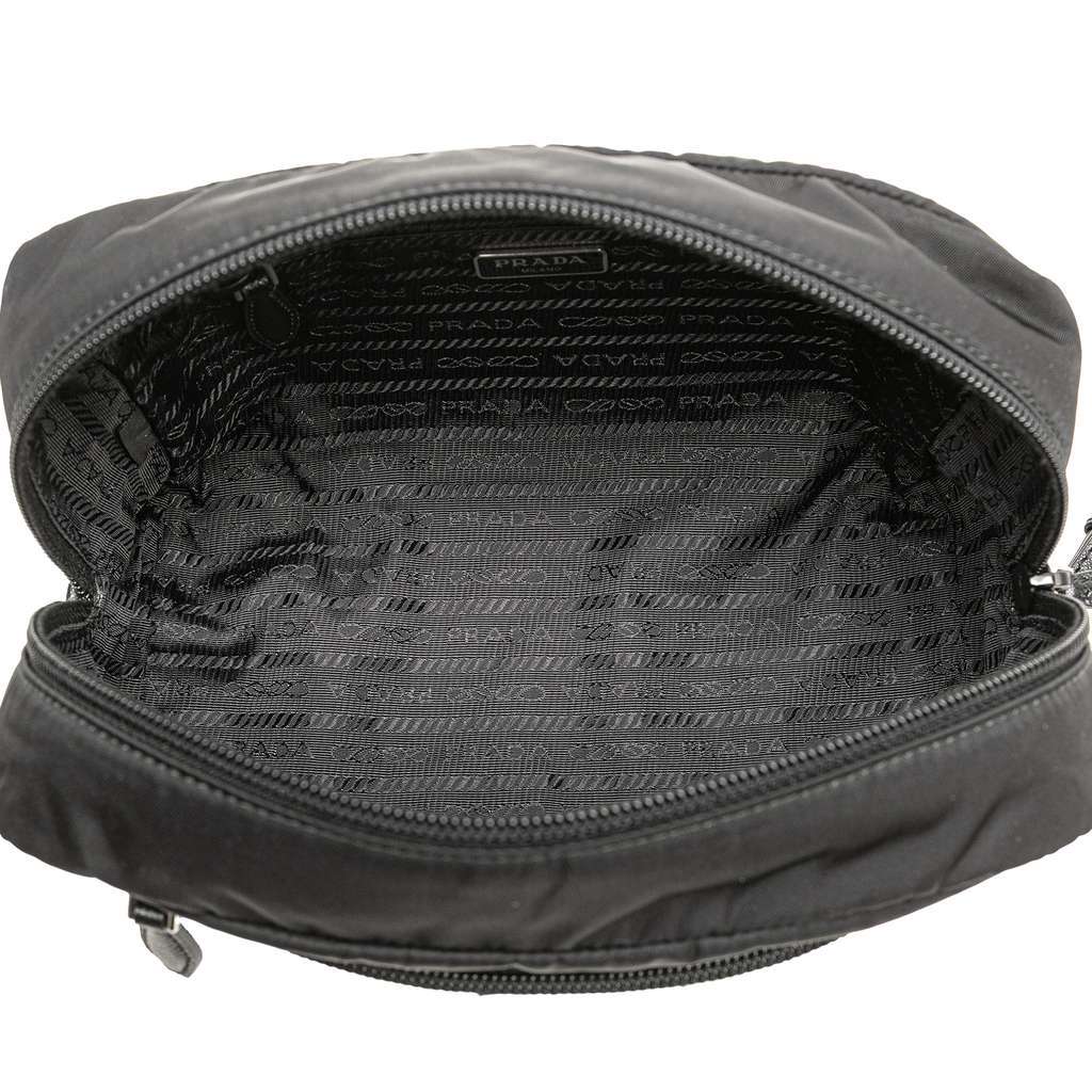 Prada Tessuto Clutch Black Good condition - Model View