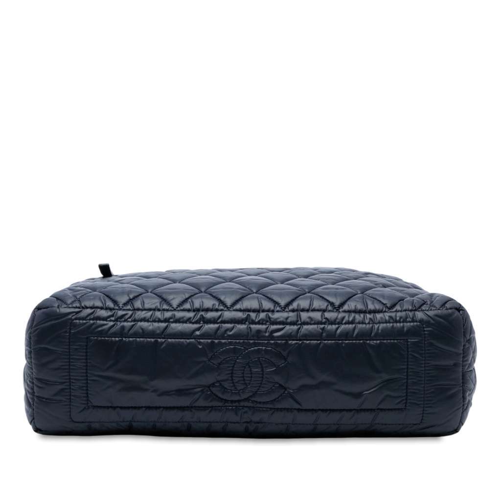 Chanel Quilted Nylon Coco Cocoon Hobo Blue Very good - Inside View