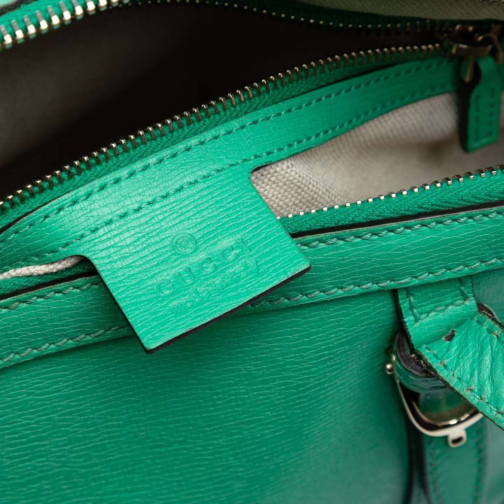 Gucci Small Leather Nice Dome Satchel Green Leather Very good condition - Box View