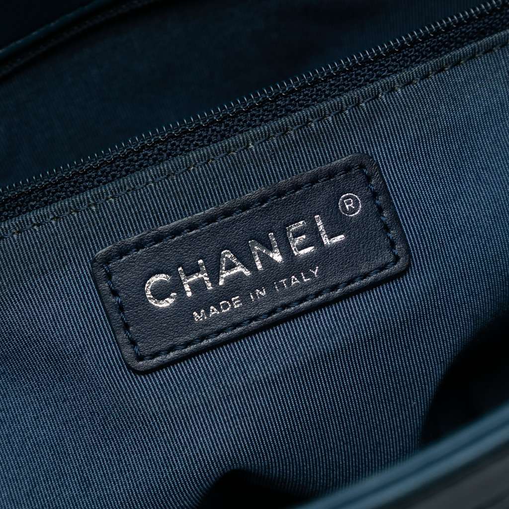 Chanel Medium Quilted Lambskin Urban Delight Tote Blue Leather Very good - Box View