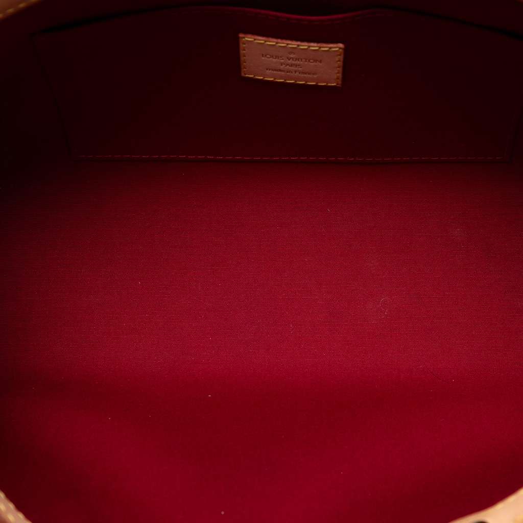 Louis Vuitton Monogram Vernis Roxbury Drive Red Leather Good - Model View