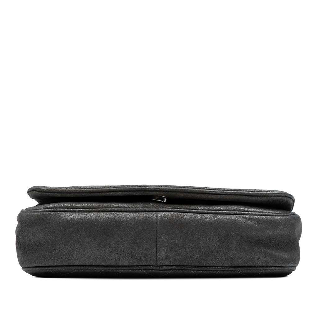 Chanel CC Quilted Iridescent Calfskin Single Flap Grey Leather Good - Inside View