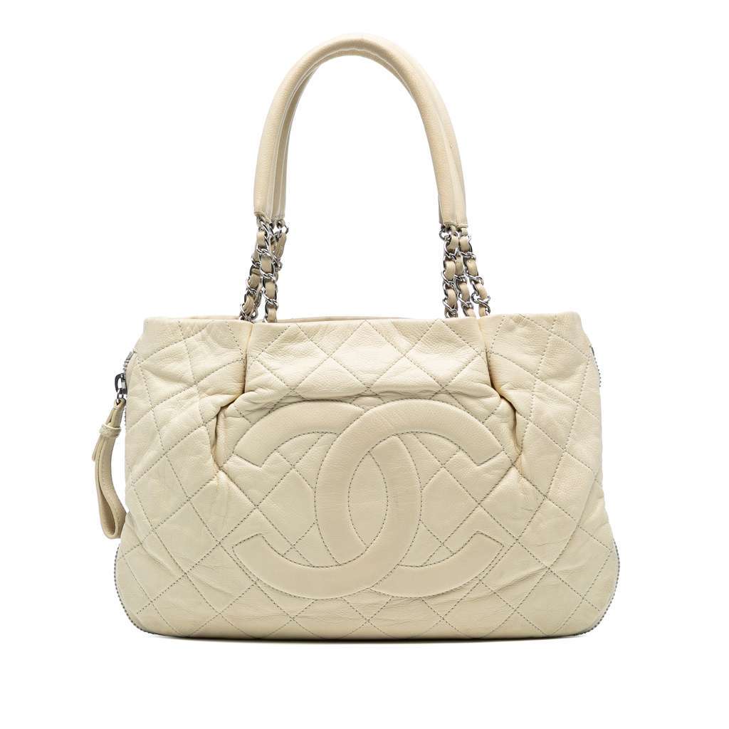 Chanel CC Quilted Caviar Expandable Tote White Leather Very good - Front View