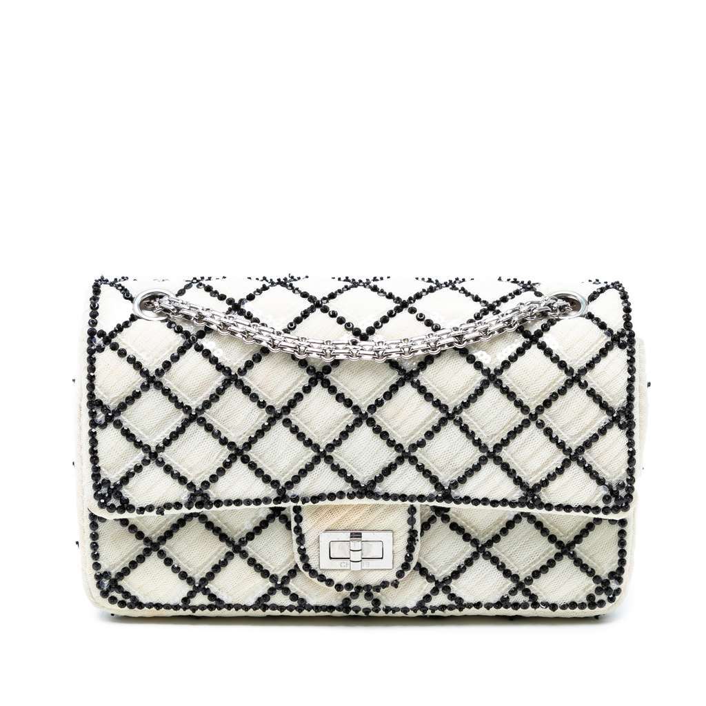 Chanel Reissue 2.55 Quilted Sequined Mesh Double Flap 225 White Polyester Very good condition - Front View