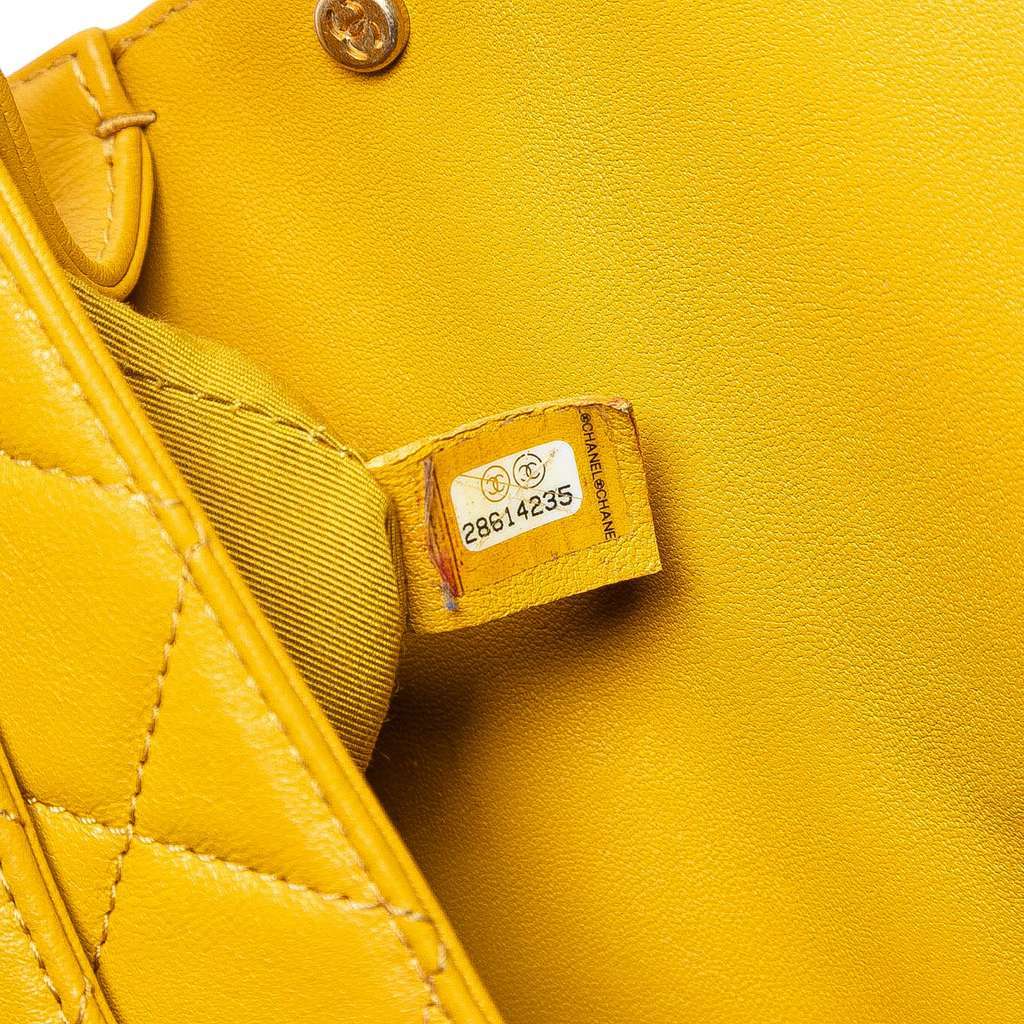 Chanel Small Quilted Lambskin Chain Infinity Top Handle Bag Yellow Leather Very good condition - Box View