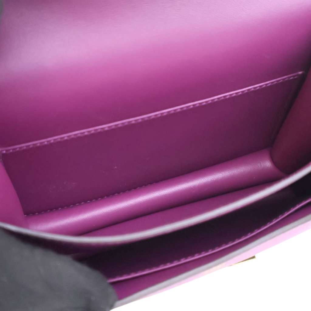 Hermès Mini Evercolor Constance 18 Purple Leather Good condition - Box View