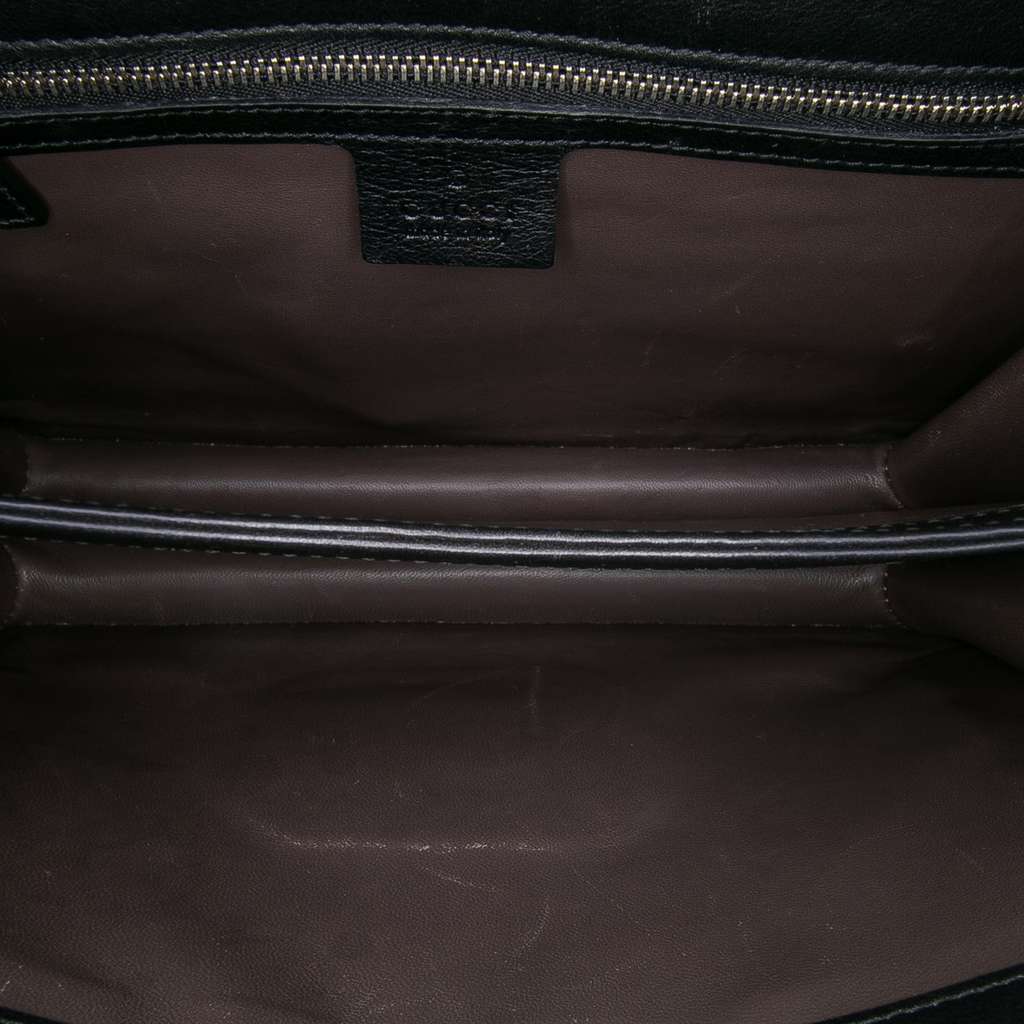 Gucci Medium Patent Dollar Interlocking G Crossbody Black Leather Good - Model View