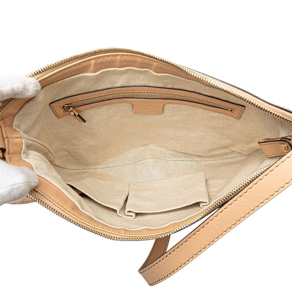 Gucci GG Canvas Lovely Crossbody Pink Canvas Good - Model View