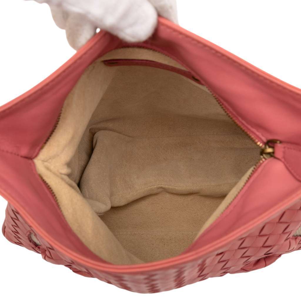 Bottega Veneta Nappa Intrecciato Crossbody Pink Leather Very good - Model View