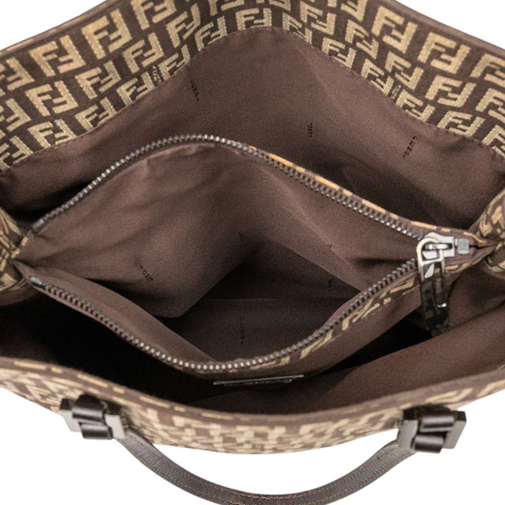 Fendi Zucchino Canvas Tote Brown Canvas Very good - Model View