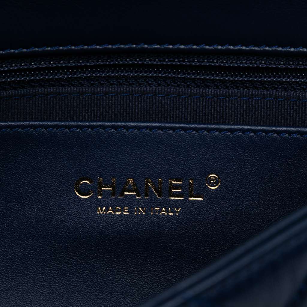 Chanel CC Quilted Lambskin Coin Chain Flap Blue Leather Good condition - Box View