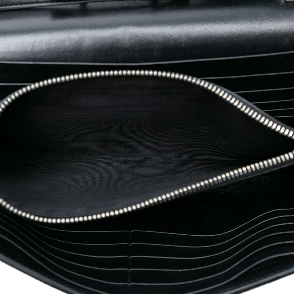 Saint Laurent Python Embossed Suede Monogram Kate Wallet on Chain Black Leather Good condition - Model View