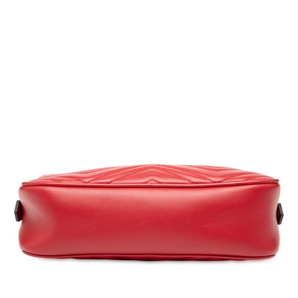 Gucci Small GG Marmont Matelasse Leather Crossbody Red Leather Good - Inside View