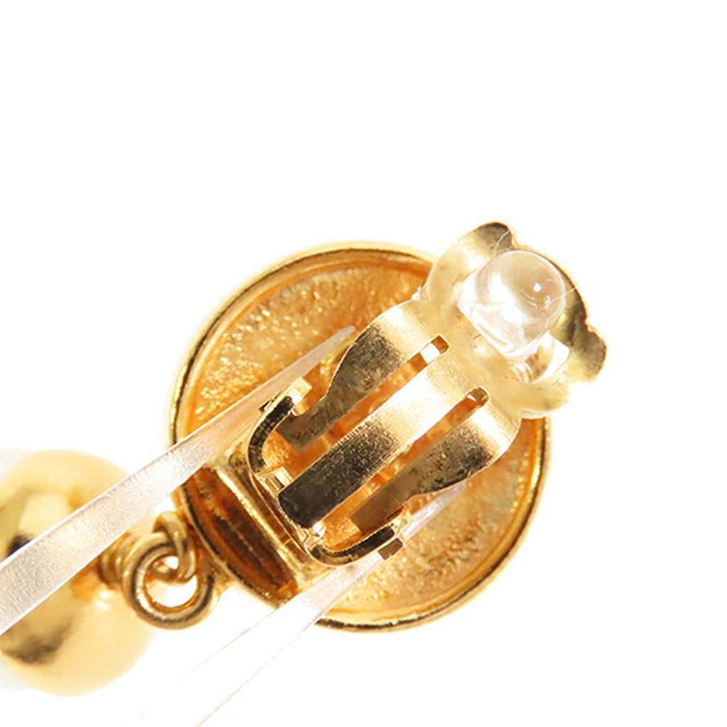 Chanel CC Gold Plated Faux Pearl Drop Clip On Earrings Gold Metal Very good - Model View