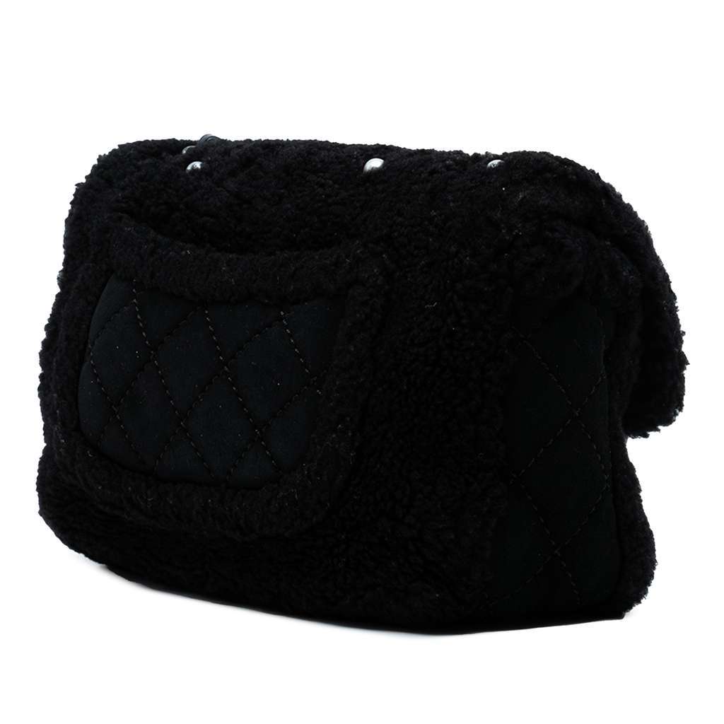Chanel Medium Shearling Pearl Studded Flap Black Very good - Back View