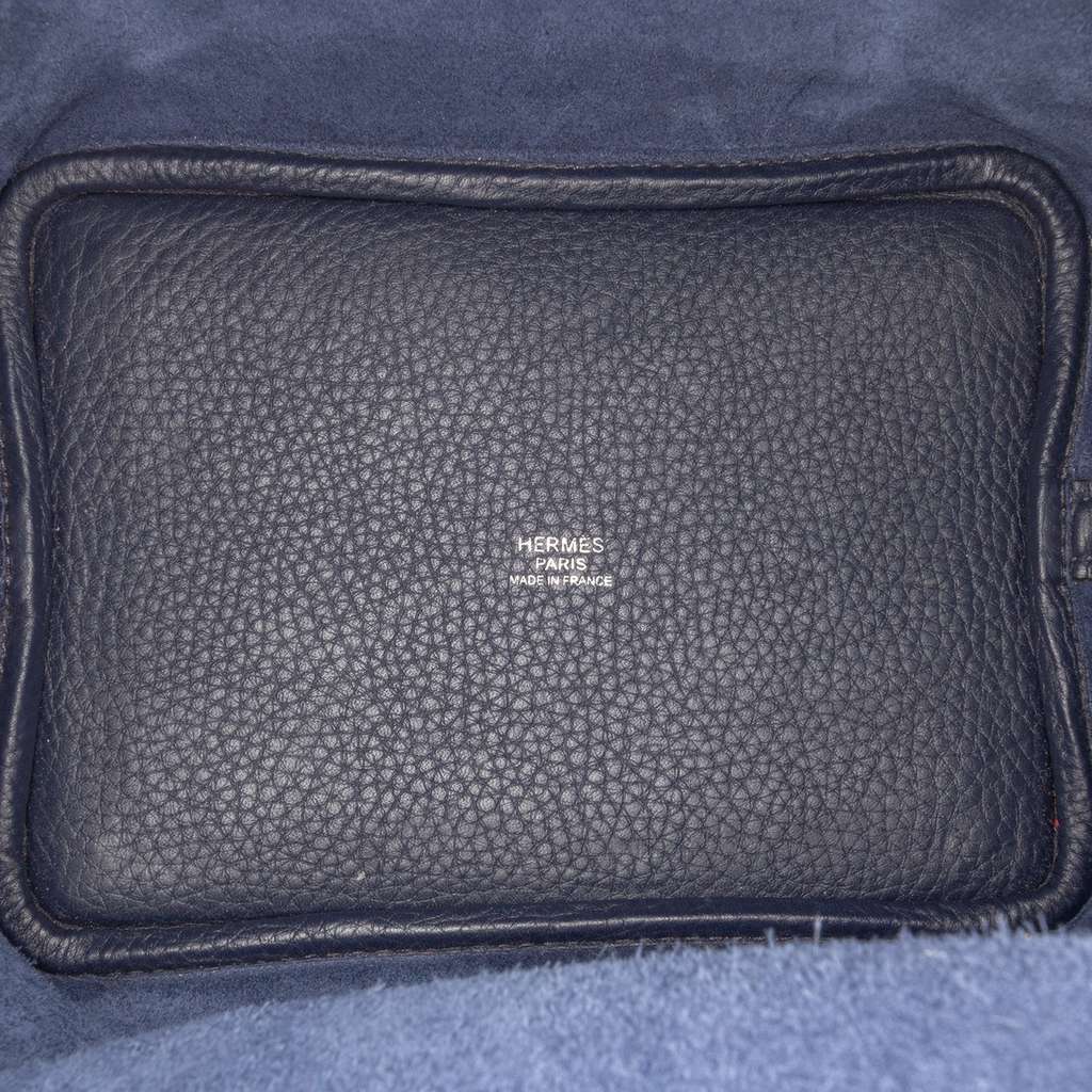Hermès Clemence and Swift Picotin Lock 18 Eclat Blue Leather Good condition - Model View