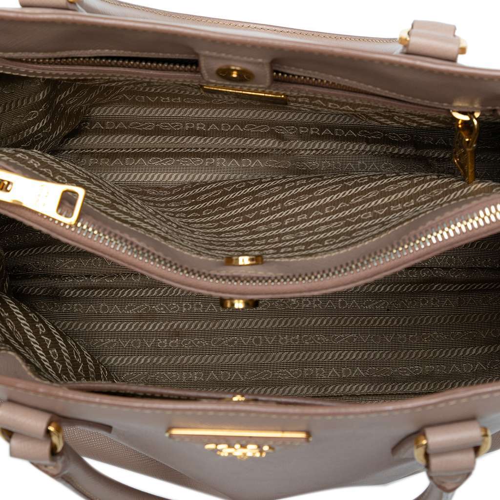 Prada Medium Saffiano Lux Galleria Satchel Brown Leather Very good condition - Model View