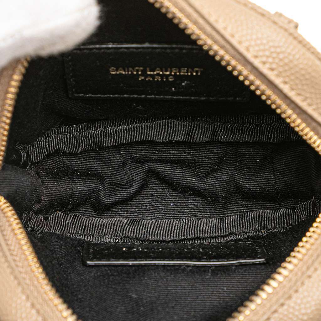 Saint Laurent Baby Matelasse Grain De Poudre Monogram Lou Camera Bag Brown Leather Very good condition - Model View