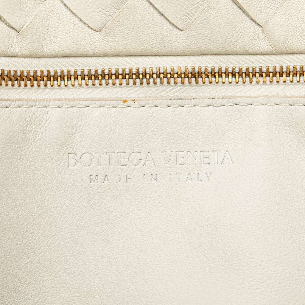 Bottega Veneta Lambskin Intrecciato Tote White Leather Good condition - Box View