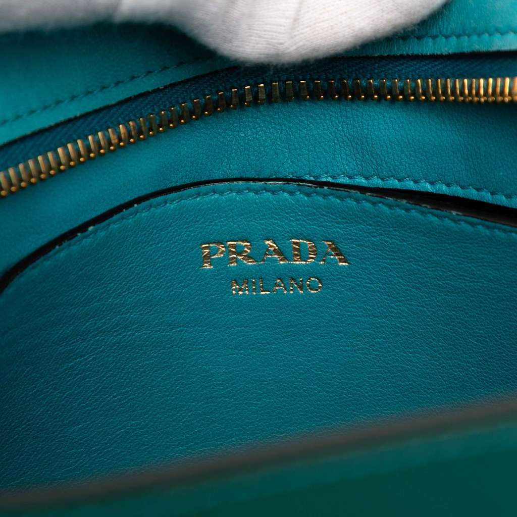 Prada Bicolor Saffiano Vernice Esplanade Crossbody Green Leather Very good - Box View