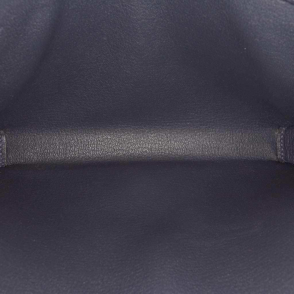 Hermès Evergrain Kelly Depeches Pouch 25 Blue Leather Very good condition - Model View