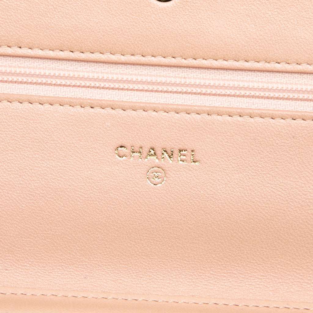 Chanel Quilted Patent Boy Wallet on Chain Black Leather Good condition - Box View