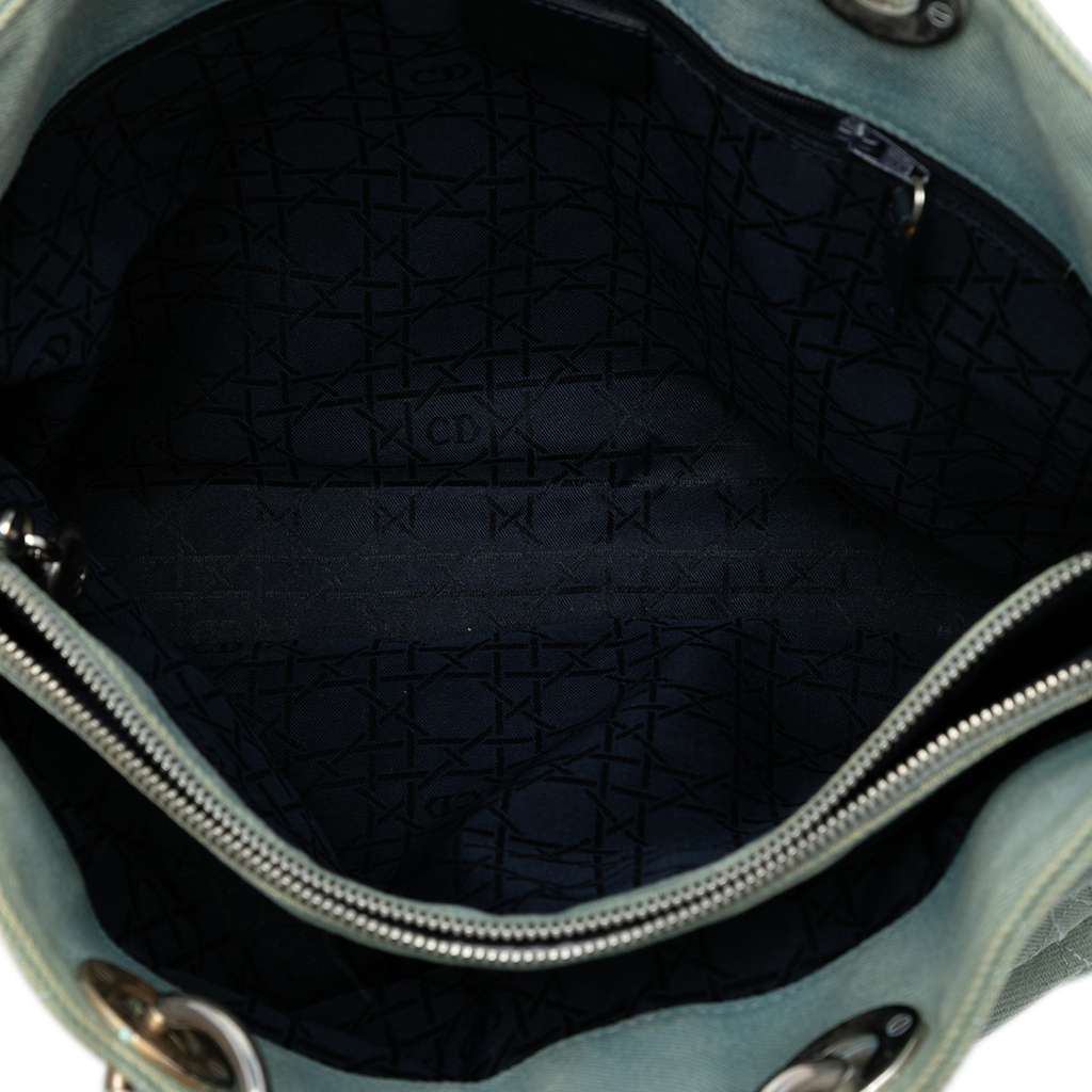 Dior Large Denim Cannage Acrylic Handles Lady Dior Blue Denim Good - Model View