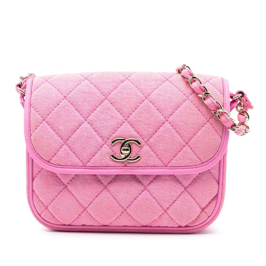 Chanel Small CC Quilted Denim Messenger Flap Pink Denim Very good - Front View