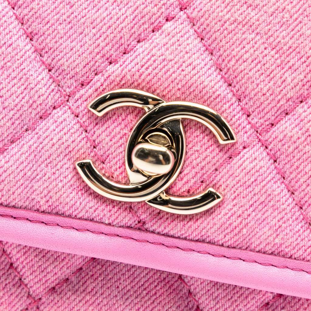 Chanel Small CC Quilted Denim Messenger Flap Pink Denim Very good - Box View