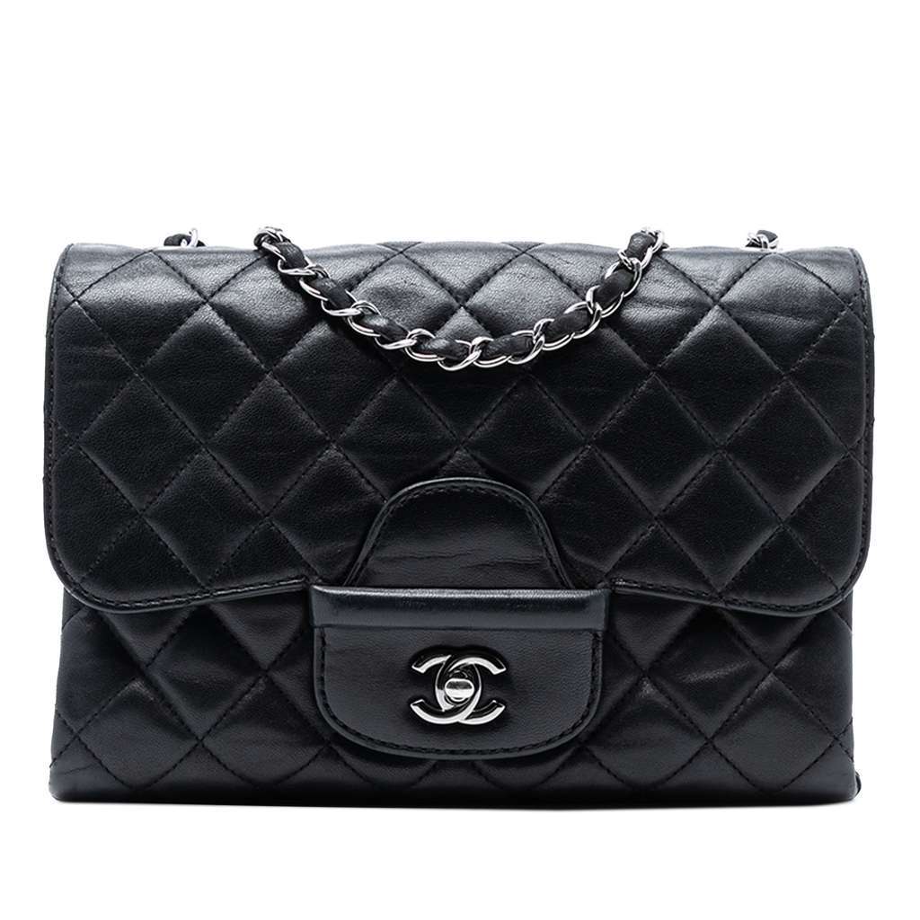 Chanel Small Quilted Lambskin Coco Loop Flap Black Leather Very good condition - Front View