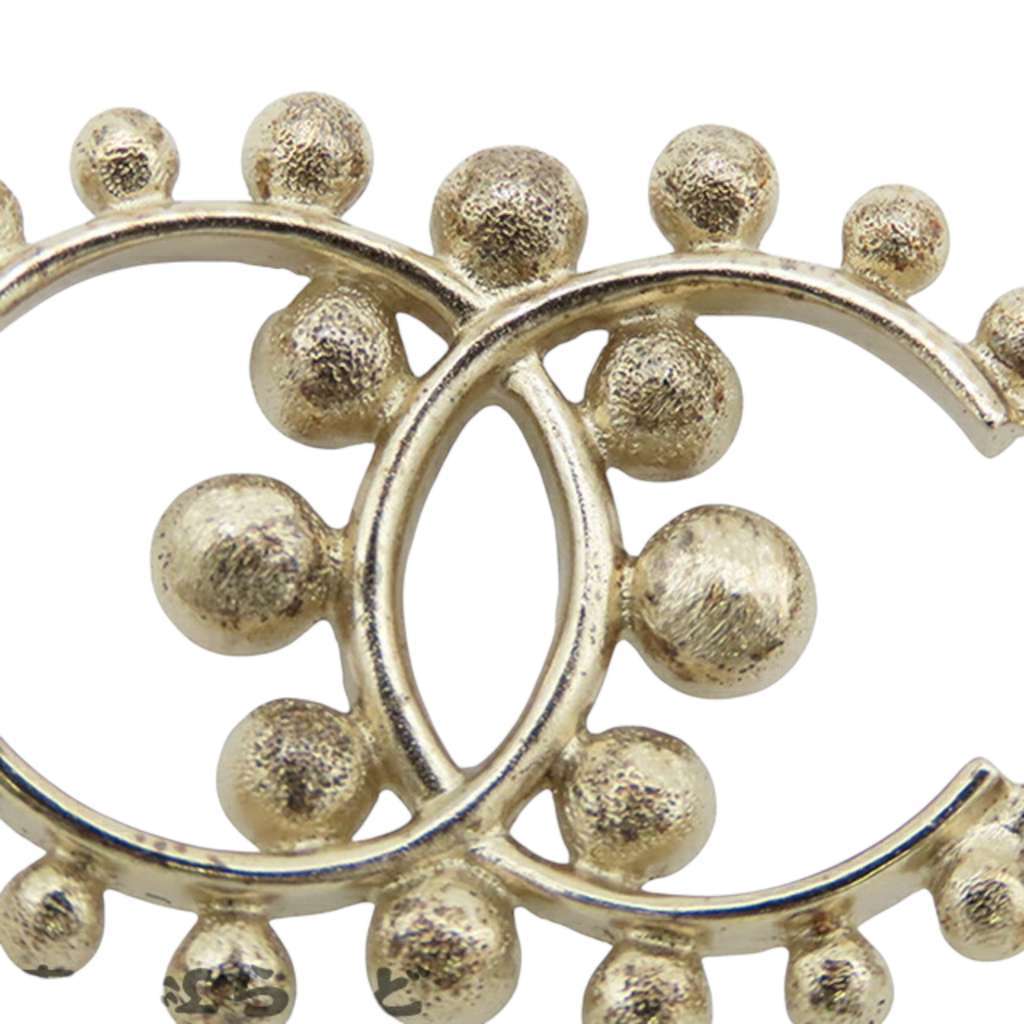 Chanel Gold Plated CC Faux Pearl Rhinestones Bracelet Gold Metal Very good - Model View