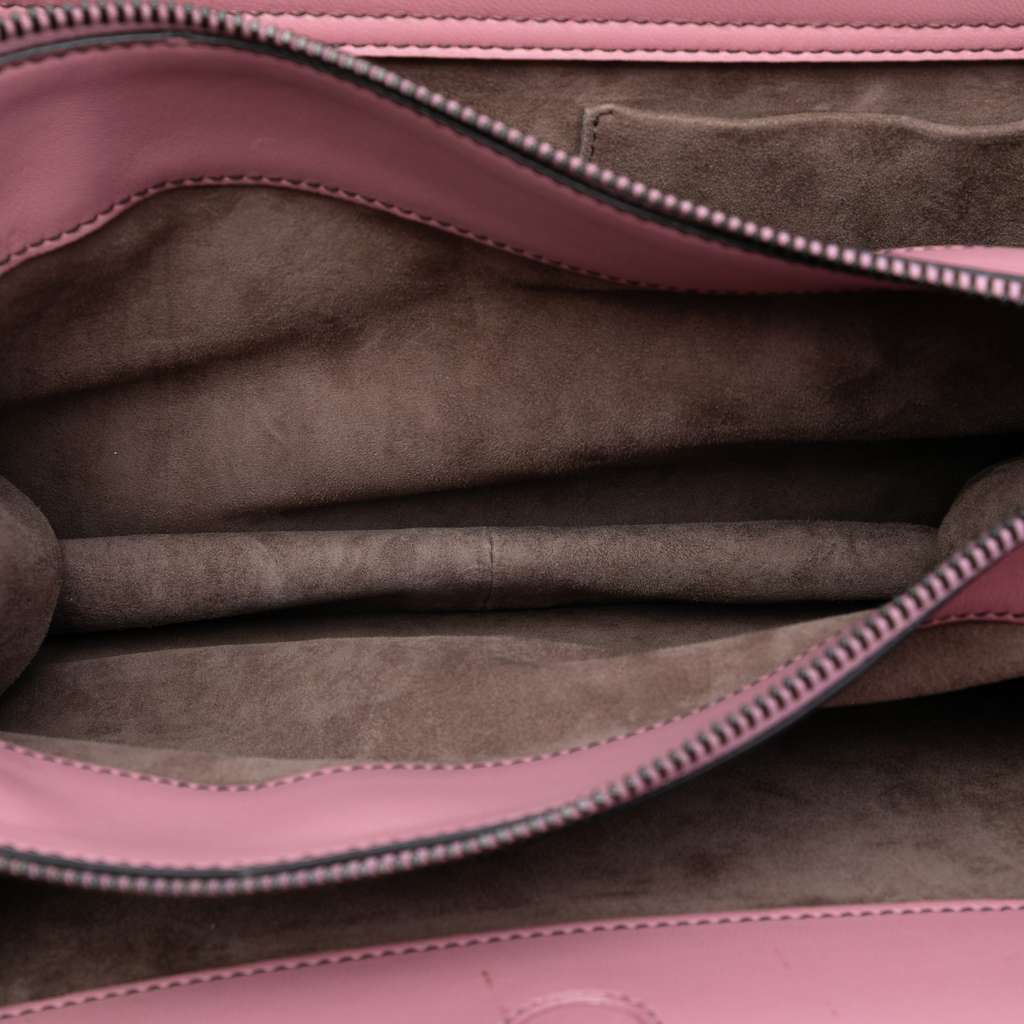 Bottega Veneta Nappa Intrecciato Chain Shoulder Bag Pink Leather Very good - Model View