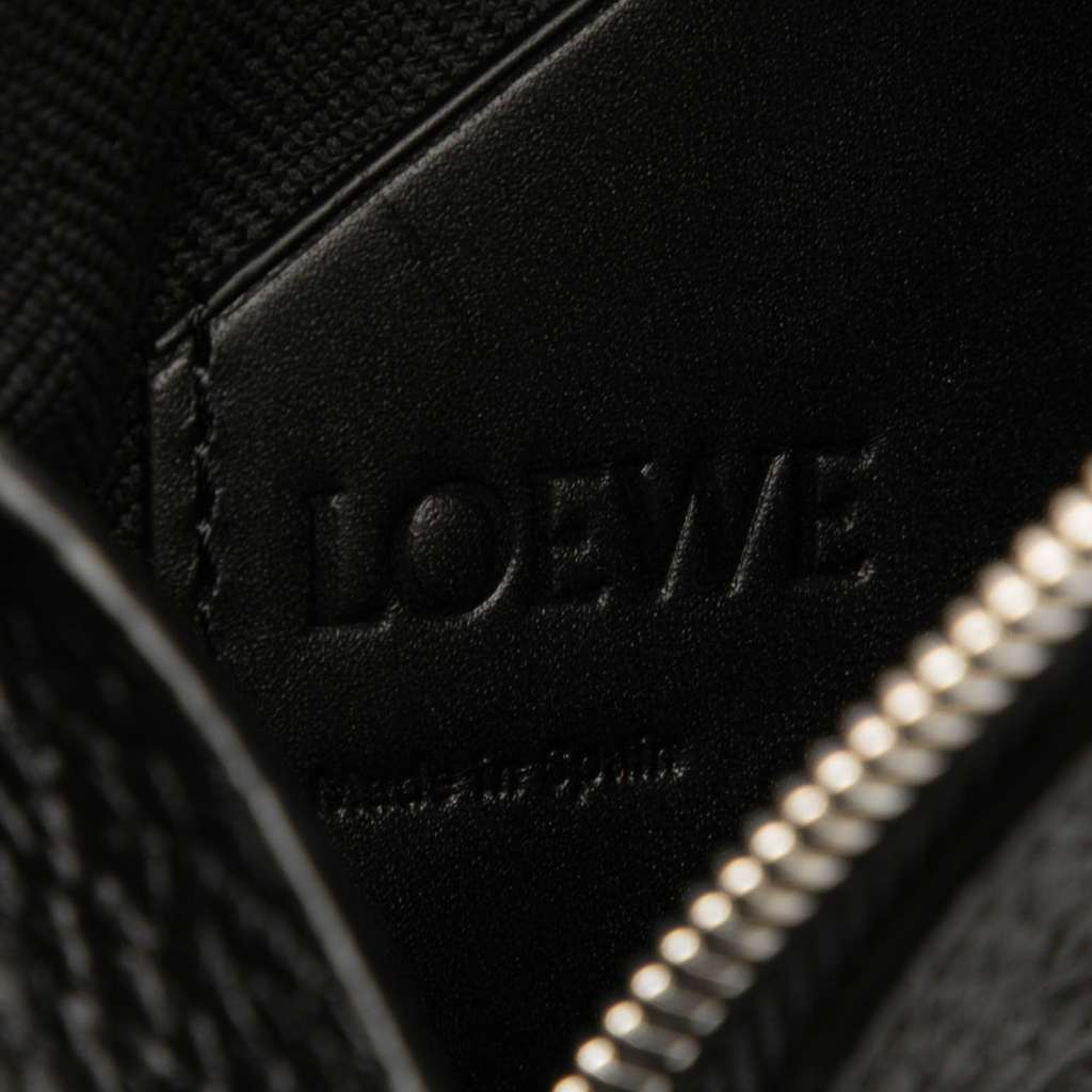 Loewe Grained Calfskin Vertical T Pocket Pouch Black Leather Very good condition - Box View