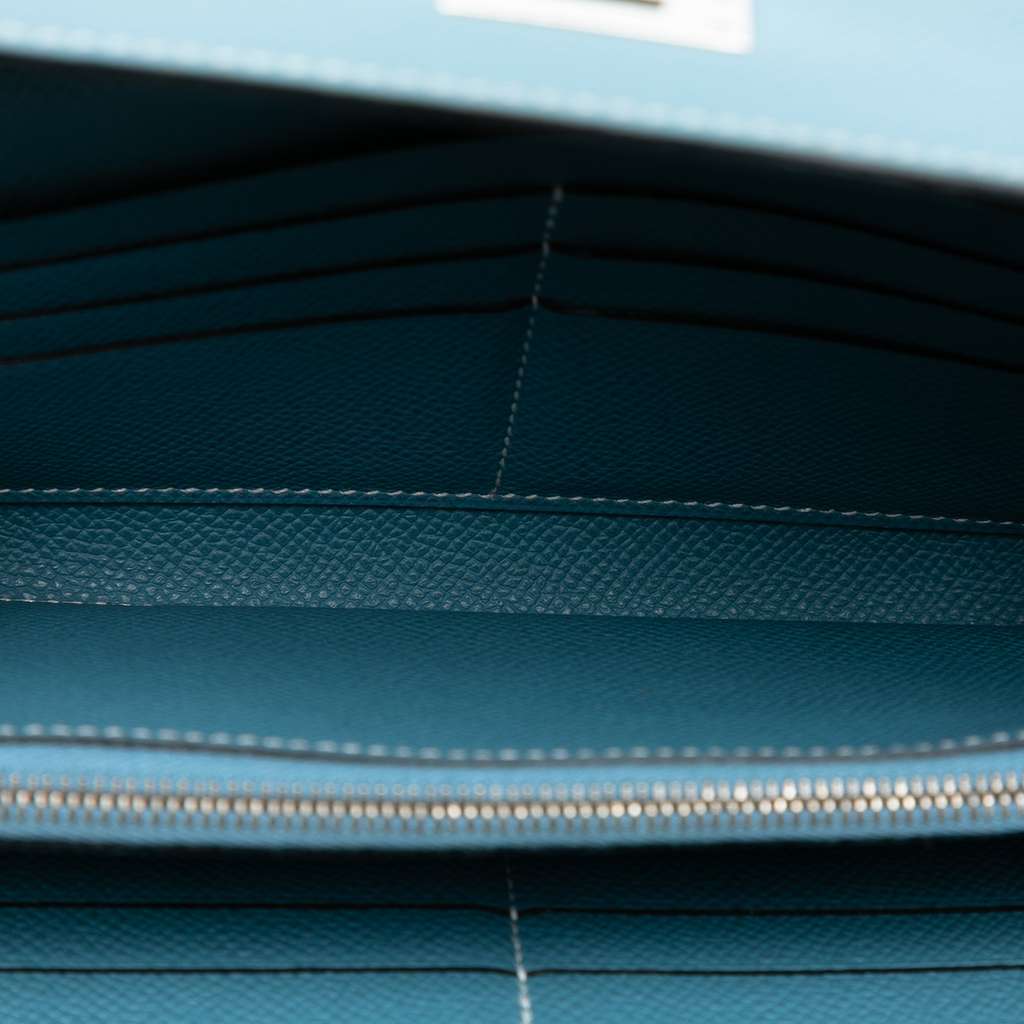 Hermès Epsom Kelly To Go Wallet Blue Leather Good condition - Model View