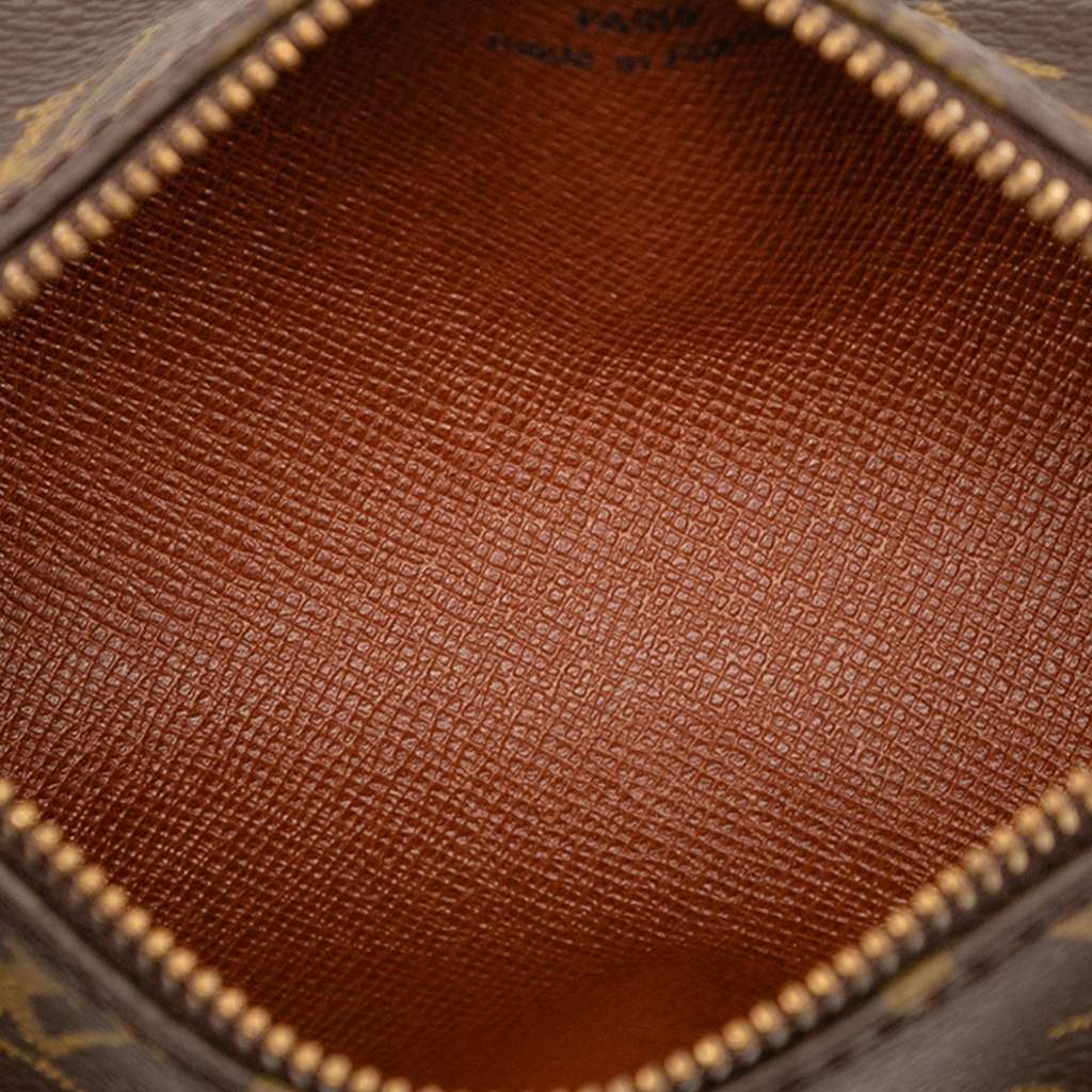 Louis Vuitton Monogram Papillon Pochette Brown Good condition - Model View