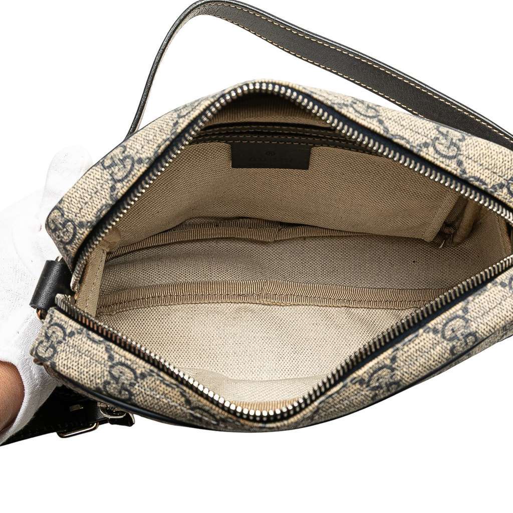 Gucci GG Supreme Crossbody Brown Canvas Good - Model View