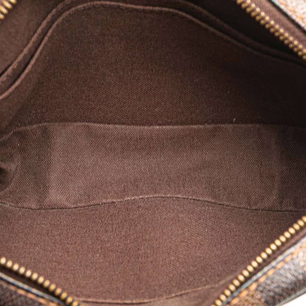 Louis Vuitton Damier Ebene Pochette Billets Macao Brown Very good - Model View