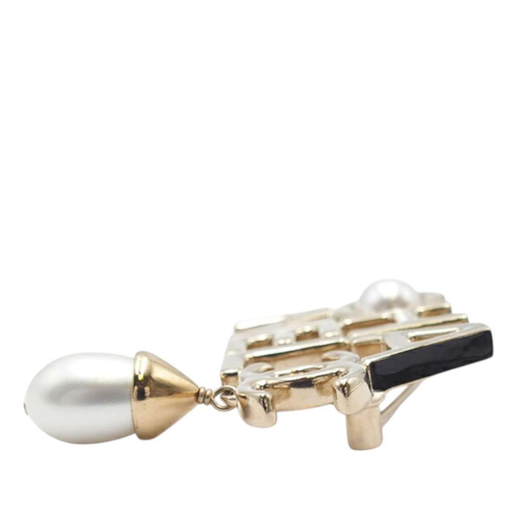 Chanel CC Gold Plated Faux Pearl Logo Brooch Gold Metal Very good - Inside View