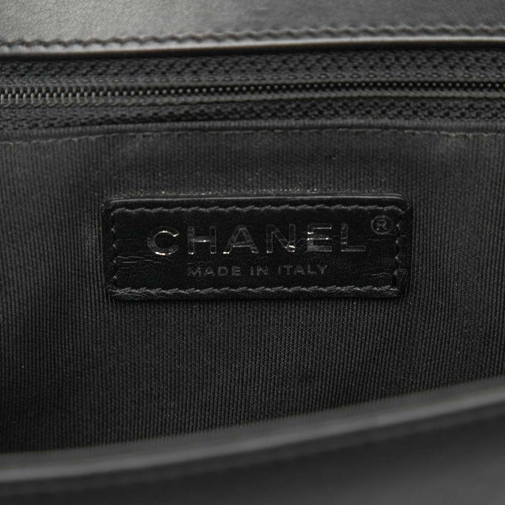 Chanel Medium Chevron Lambskin Boy Flap Black Leather Good - Box View